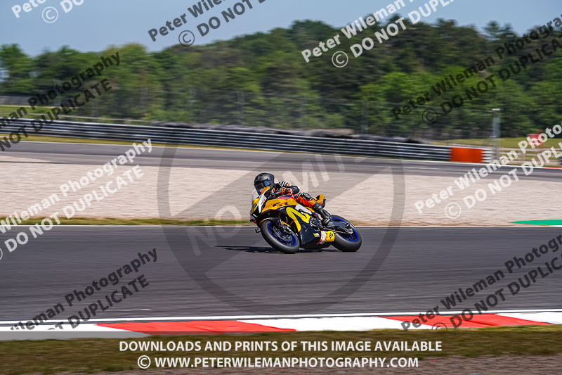 donington no limits trackday;donington park photographs;donington trackday photographs;no limits trackdays;peter wileman photography;trackday digital images;trackday photos